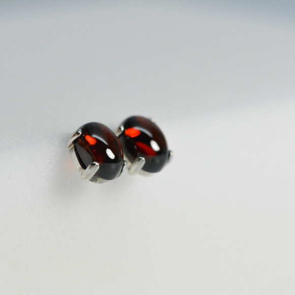 Garnet earrings stud - Sterling Silver Cabochons - Picture 3 of 7